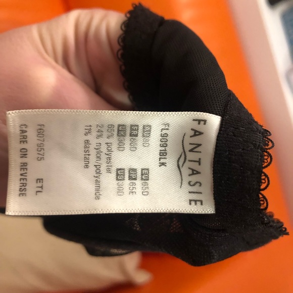 30 D Fantasie Black Floral Lace Bra - Picture 3 of 3